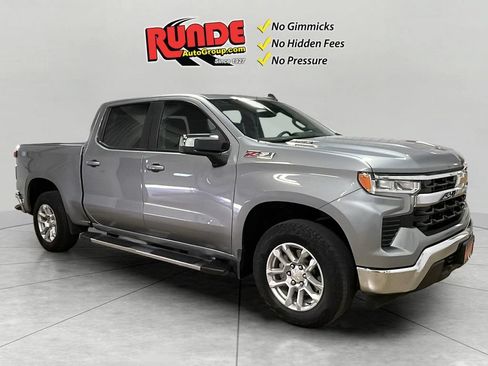 Used 2024 Chevrolet Silverado 1500 LT AWD/4WD image 6