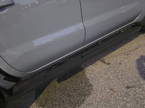 New 2026 Nissan Frontier SV image 23