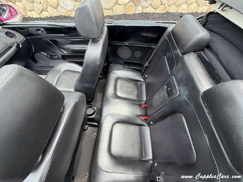 Used 2009 Volkswagen Beetle Convertible FWD image 23