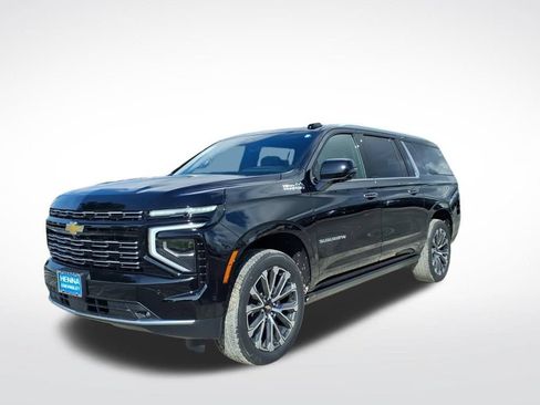 New 2026 Chevrolet Suburban High Country AWD/4WD image 8