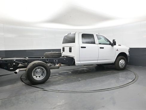 New 2026 RAM 3500 Tradesman w/ Chrome Appearance Group image 3