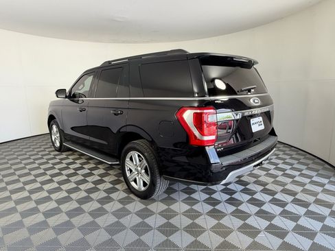 Used 2019 Ford Expedition XLT w/ Equipment Group 202A RWD image 3
