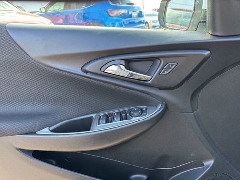 Used 2024 Chevrolet Malibu LT image 11