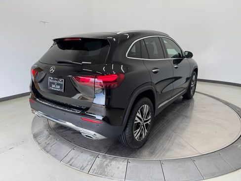 New 2025 Mercedes-Benz GLA 250 image 32