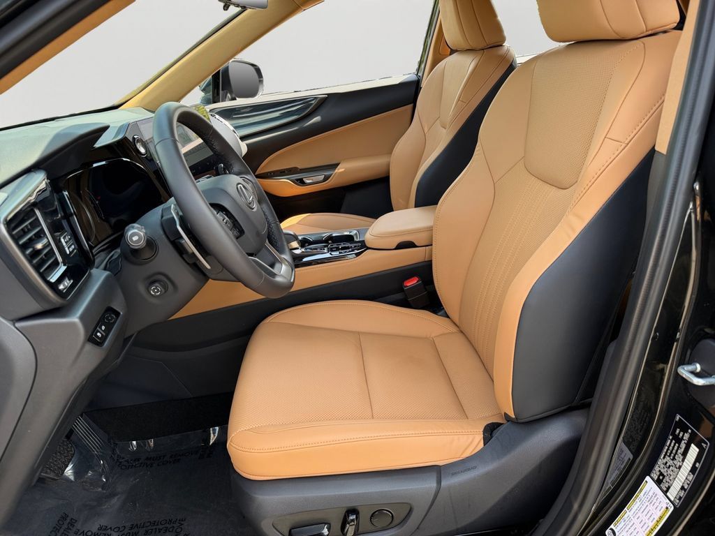 Certified 2025 Lexus NX 350 AWD w/ Accessory Package (Z2) image 16