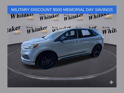 Used 2022 Ford Edge SE w/ Black Appearance Package