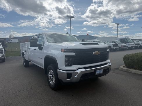 New 2026 Chevrolet Silverado 2500 W/T w/ WT Convenience Package AWD/4WD image 1