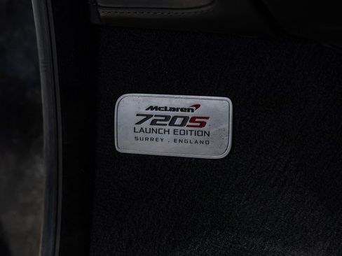 Used 2018 McLaren 720S Performance RWD image 49