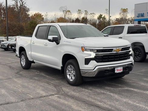 New 2026 Chevrolet Silverado 1500 LT w/ Safety Package image 2