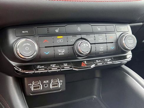 Certified 2024 Dodge Durango GT w/ Blacktop Package image 29