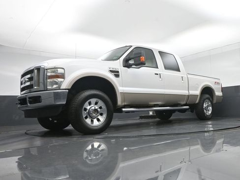 Used 2010 Ford F250 Lariat image 52