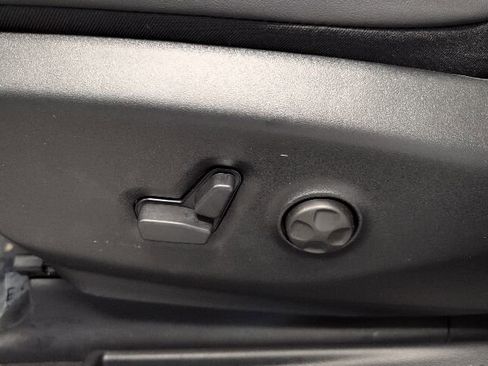 New 2026 Chrysler Voyager LX FWD image 12