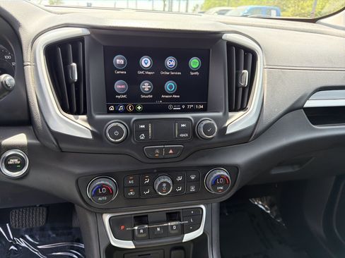 Used 2022 GMC Terrain SLT w/ Tech Package AWD/4WD image 28