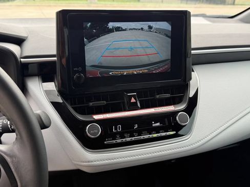 Used 2025 Toyota Corolla SE FWD image 20