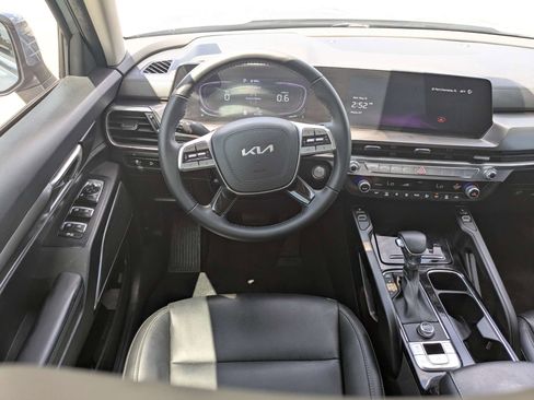 Used 2024 Kia Telluride S w/ S Sunroof Package FWD image 21