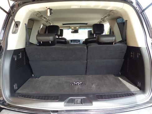 Used 2017 INFINITI QX80 Base AWD 4dr SUV w/ Deluxe Technology Package image 41