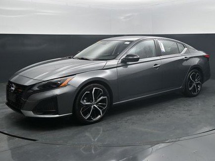 Used 2026 Nissan Altima 2.5 SR FWD image 1