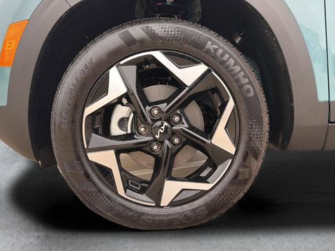 Used 2025 Kia Seltos S image 14