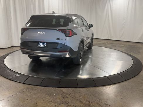 New 2026 Kia Sportage S image 9