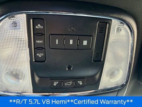 Used 2019 Dodge Durango R/T w/ Technology Group AWD/4WD image 19