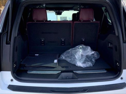 Certified 2026 Cadillac Escalade ESV Luxury w/ Touring Package image 4