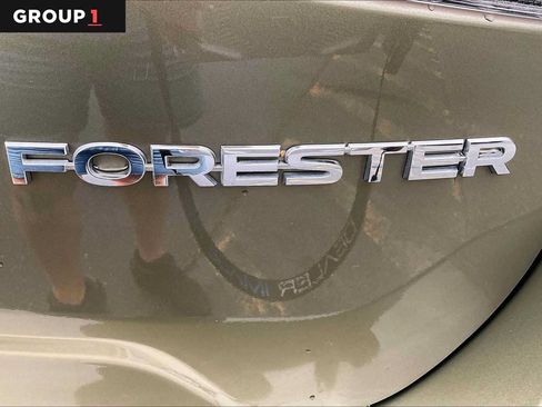 Used 2024 Subaru Forester Premium AWD/4WD image 10