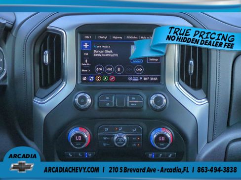 Used 2022 GMC Sierra 1500 SLT w/ SLT Premium Plus Package AWD/4WD image 18