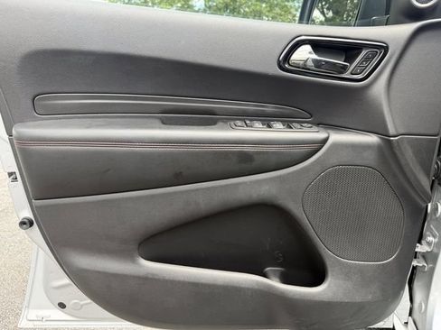 Used 2025 Dodge Durango GT AWD/4WD image 9