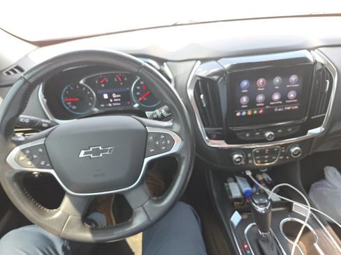 Used 2020 Chevrolet Traverse RS w/ LPO, Floor Liner Package AWD/4WD image 23