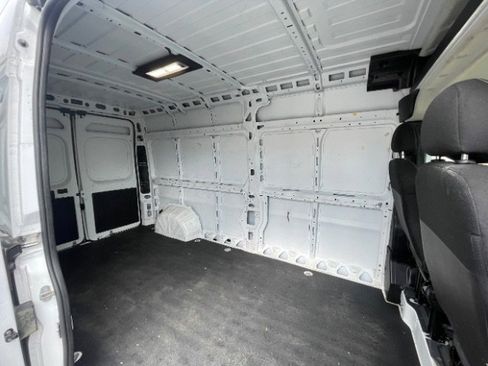 Used 2023 RAM ProMaster 2500 FWD image 21