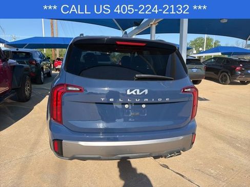 Used 2025 Kia Telluride S image 16