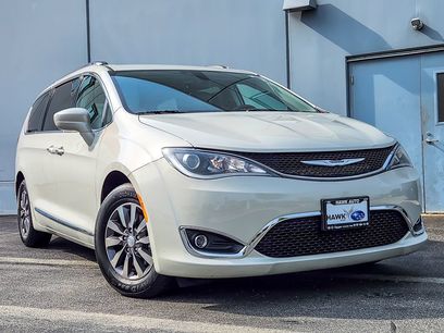 Used 2019 Chrysler Pacifica Touring-L Plus