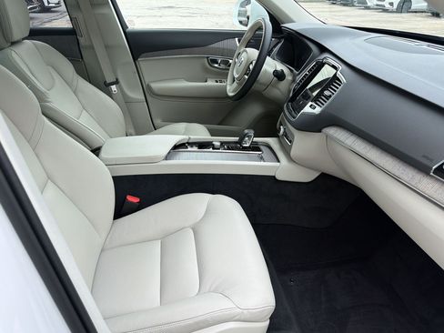 Certified 2024 Volvo XC90 B5 Plus w/ Protection Package Premier AWD/4WD image 23