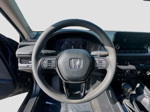 Certified 2023 Honda Accord EX image 10