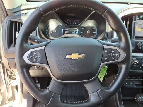 Used 2018 Chevrolet Colorado ZR2 w/ ZR2 Dusk Special Edition AWD/4WD image 19