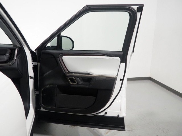 Used 2024 Rivian R1S AWD Adventure image 75
