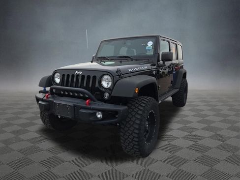 Used 2016 Jeep Wrangler Unlimited Rubicon w/ Connectivity Group AWD/4WD image 5