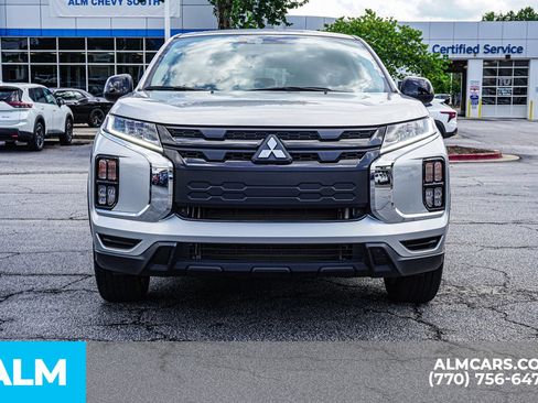 Used 2025 Mitsubishi Outlander Sport AWD image 11