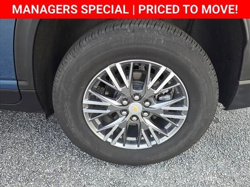 New 2026 Chevrolet Traverse LT w/ Driver Confidence Package FWD image 30