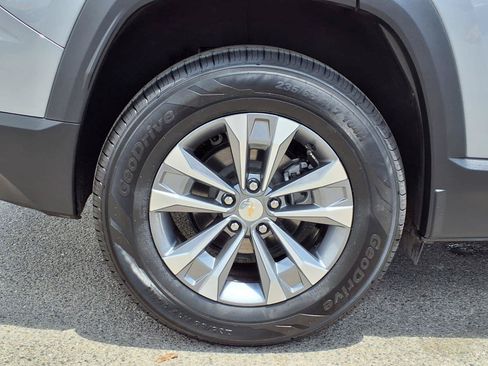 Used 2025 Chevrolet Equinox LT FWD image 7