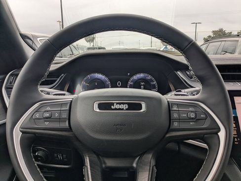 New 2026 Jeep Grand Cherokee Limited AWD/4WD image 22