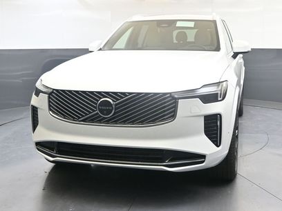 New 2026 Volvo XC90 B6 Plus w/ Protection Package Premier