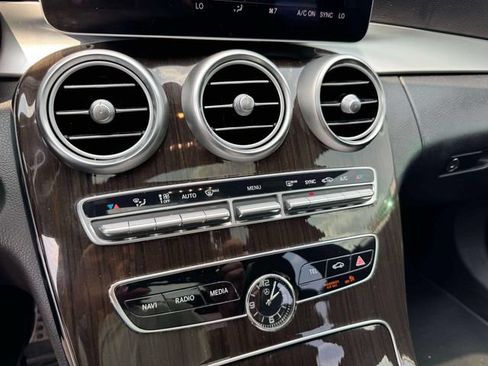 Used 2020 Mercedes-Benz C 300 Sedan image 36