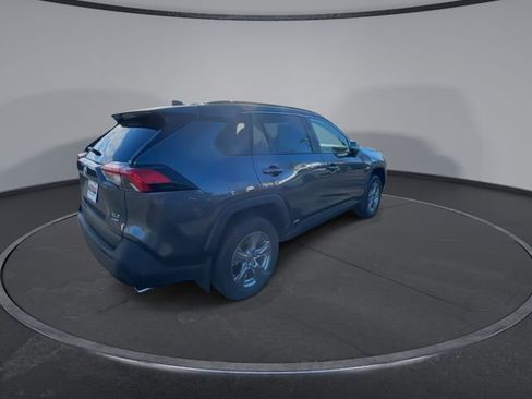 New 2025 Toyota RAV4 XLE image 17