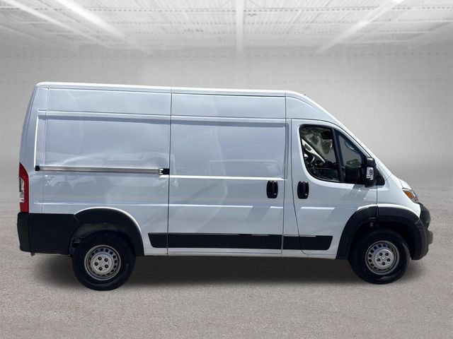 Used 2025 RAM ProMaster 2500 w/ Convenience Group FWD image 5