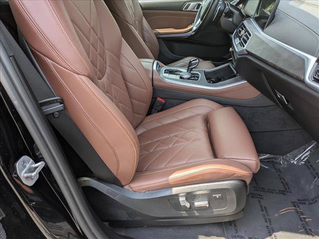 Used 2023 BMW X5 xDrive40i w/ Parking Assistance Package AWD/4WD image 22