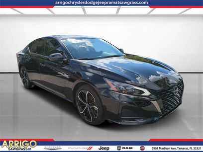 Used 2023 Nissan Altima 2.5 SR