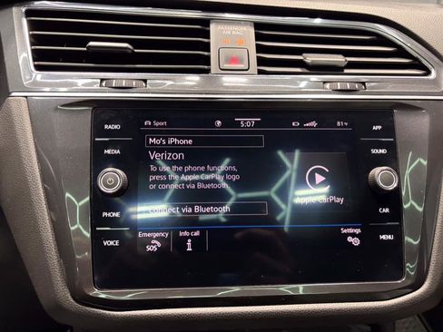 Used 2021 Volkswagen Tiguan SE R-Line image 21