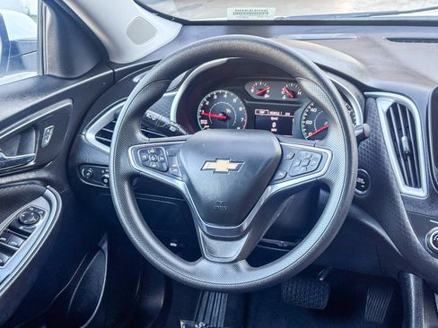 Used 2024 Chevrolet Malibu LT FWD image 19