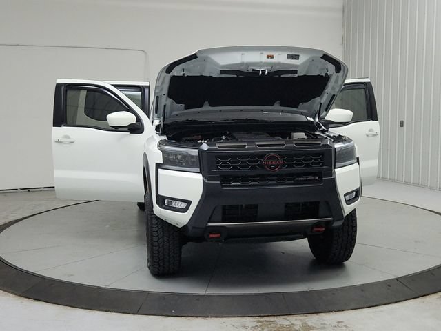Used 2026 Nissan Frontier PRO-4X w/ Pro-4x Convenience Package AWD/4WD image 11